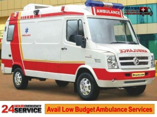 Utilize Road Ambulance Service in Tata Nagar or Ranchi at Anytime