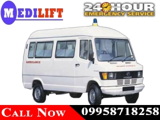 Book Best and Fast Emergency Road Ambulance Service in Phulwari Sharif and Punaichak with ICU Facility