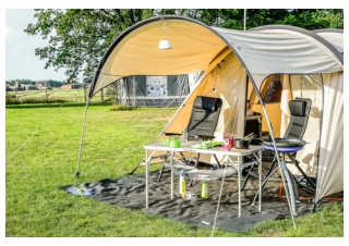 Camping aan rivier Nederland