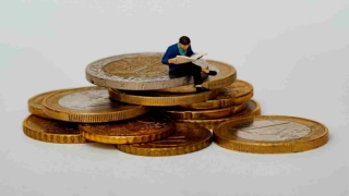 8 Tips to Reduce Interest on Your Home Loan and Save Money