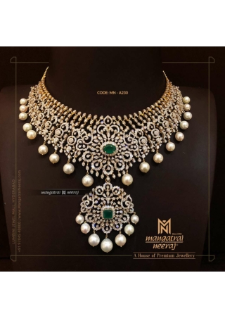 Elegant Diamond Choker