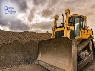Excavator Services Warsaw, MO