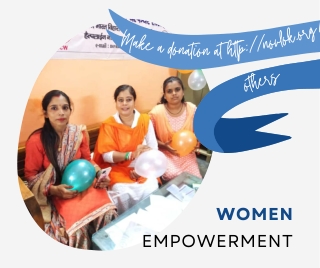Feed a Hungry Child in Delhi || NGO For Women || Women Empowerment || Novlok.org