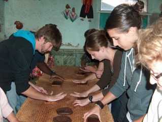 Spanish lessons quetzaltenango guatemala making chocolate quetzaltenango