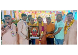 Ramesh Matiala attent a Shyam Baba jagran in Matiala Ward and distributed bhanda