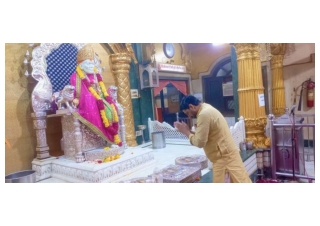 Ramesh Matiala - Take blessing of Sai Baba