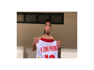 'Ronaldo Lao' tiec nuoi vi khong duoc cham tran Cong Phuong tai AFF Cup: 'Toi tiec lam, sao den the chu'