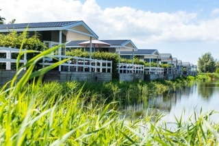 Vielseitiger Campingplatz am Wasser in Friesland