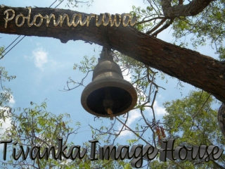 Sri Lanka Polonnaruwa Thivanka Image House