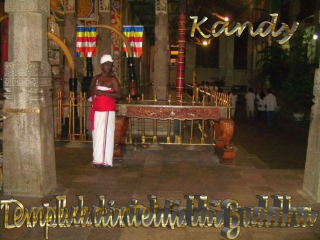 Sri Lanka Kandy Temple of the Sacred Tooth