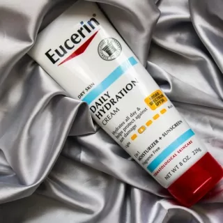 Eucerin Daily Hydration Broad Spectrum SPF 30