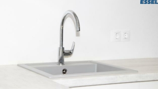 Handmade Kitchen Sinks Or Stainless Steel Sinks Which Suits Your Style