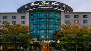 Find Your Perfect Stay: Premium YVR Accommodation in Vancouver