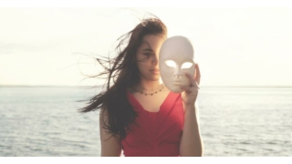 When the Mask Slips | PeonyMagazine.pptx