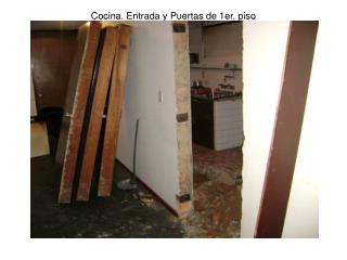 Cocina. Entrada y Puertas de 1er. piso