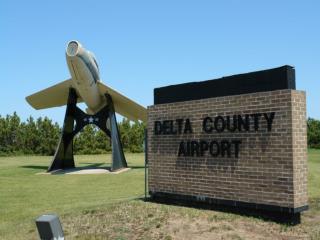 DELTA AIRLINES CRJ 200