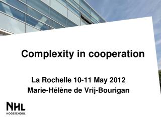 Complexity in cooperation
