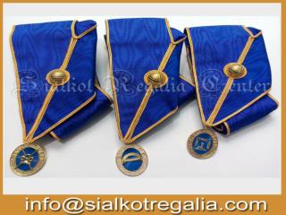 Craft regalia undress collar