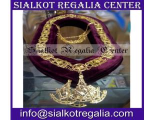 Past Master Chain collar maroon backing