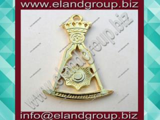 Masonic past master jewel