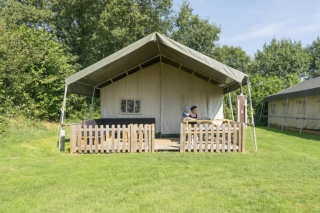 Kampeerdorp de Zandstuve - Camping met safaritent