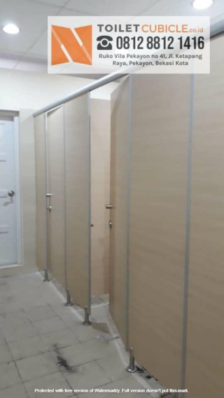 ToiletCubicle.co.id Toilet Cubicle Phenolic Bapak Roby Holand Bakery Jl Fatmawati Jakarta - ToiletCubicle.co.id