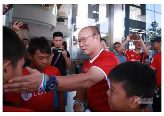 Ông Park chi tiền tấn cho Bóng đá Việt Nam, thực hiện tâm nguyện cuối cùng